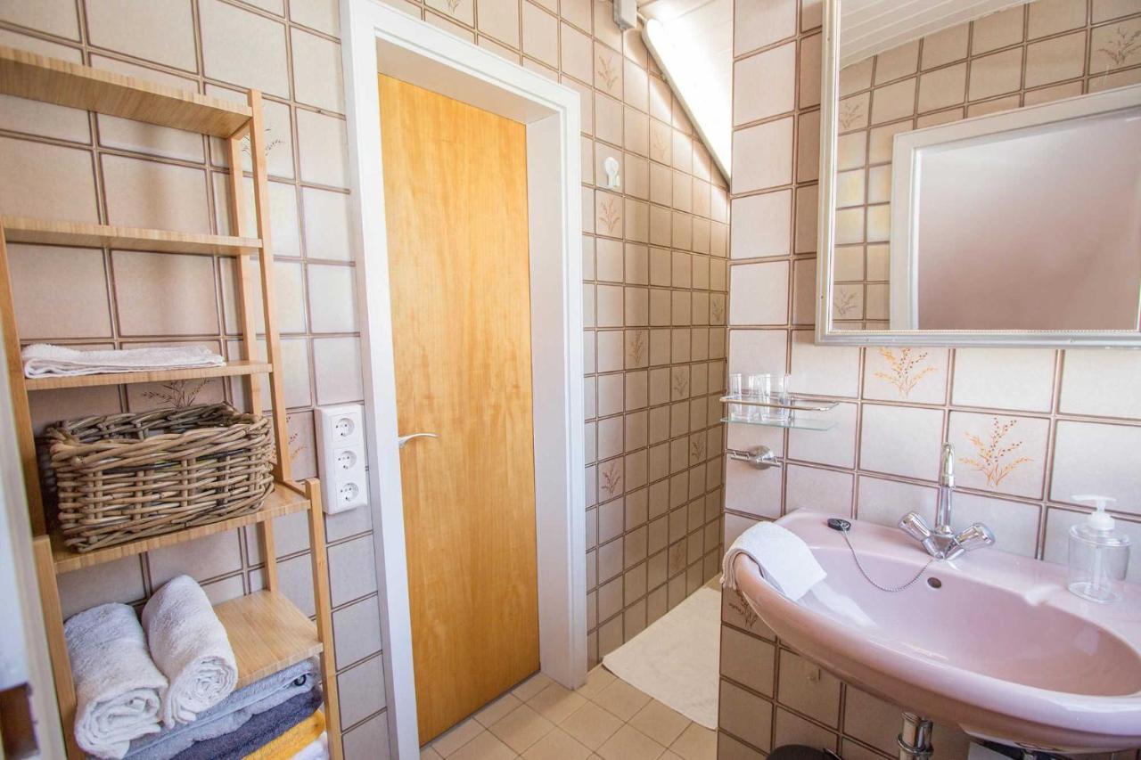 Haus Sonnenhang 弗里森海姆 外观 照片